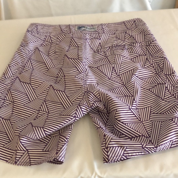 Men’s purple and white graphic trunk shorts - Picture 5 of 7